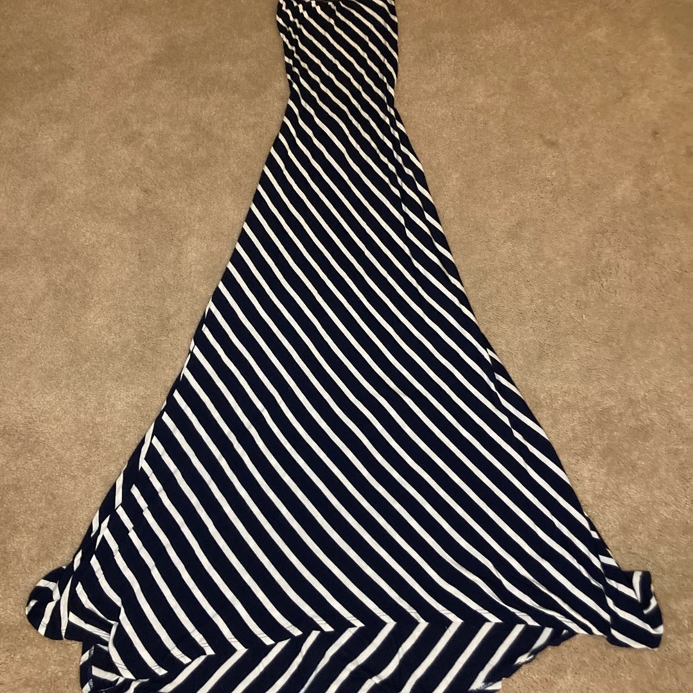 Striped Flowy Maxi Dress with Open Back- Black and White-LA Class